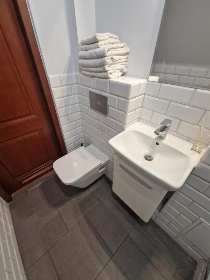 View Apartments And Rooms Βαρσοβία Εξωτερικό φωτογραφία