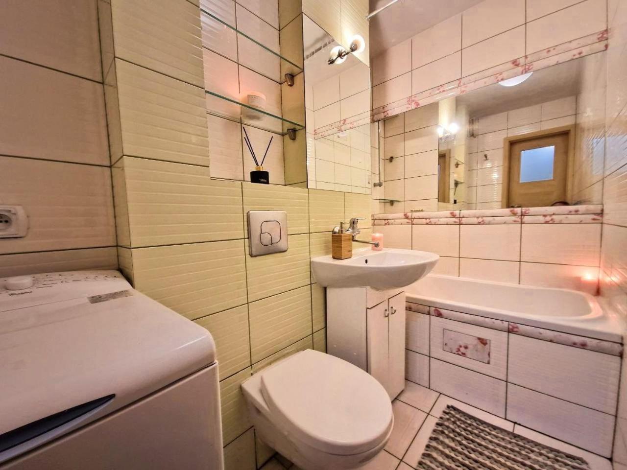View Apartments And Rooms Βαρσοβία Εξωτερικό φωτογραφία