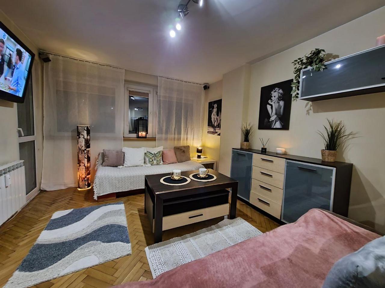 View Apartments And Rooms Βαρσοβία Εξωτερικό φωτογραφία