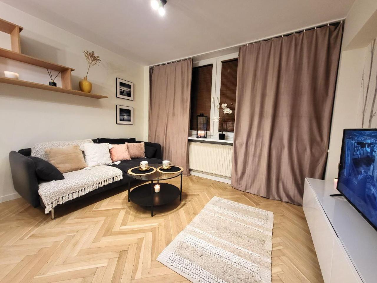 View Apartments And Rooms Βαρσοβία Εξωτερικό φωτογραφία